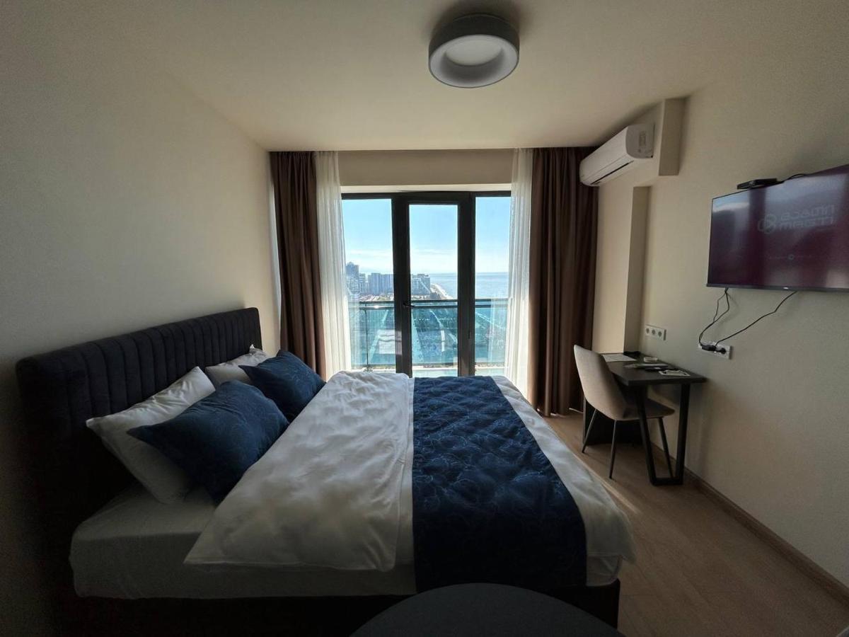 Студия С Потрясающим Видом На Море В Orbi Beach Tower バトゥーミ エクステリア 写真